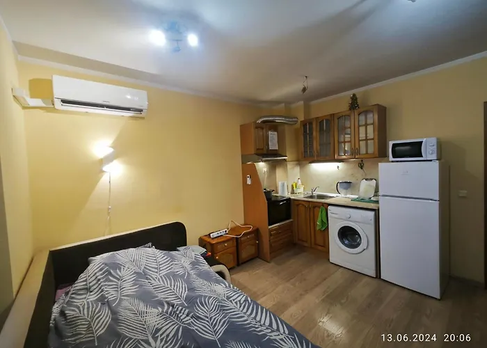 In The Center 2 * Varna